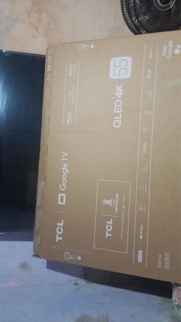 Vende se Tv TCL 55 polegada nova no plástico 