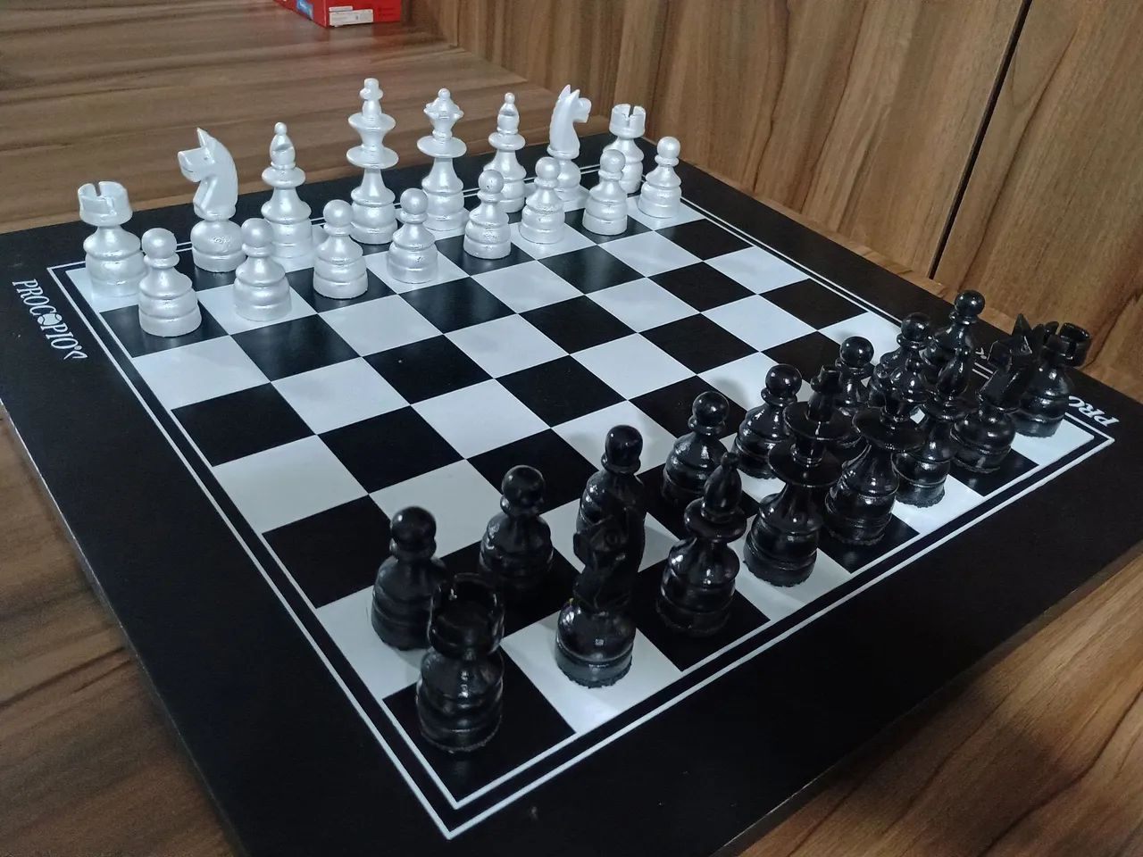 Jogo de xadrez em madeira com tabuleiro  - Foto 3