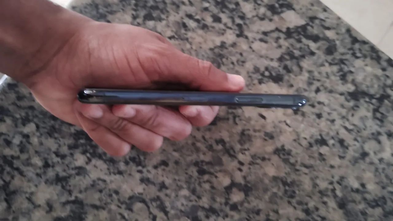 Vendo iPhone 11 Pro 64GB - Foto 2