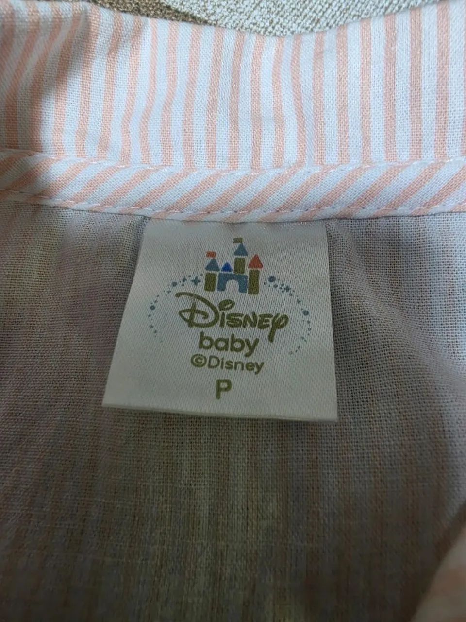 Camisa infantil da Disney<br>Tamanho P<br>Da M.Martan tamanho Queen<br>$ 270,00 reais - Foto 3