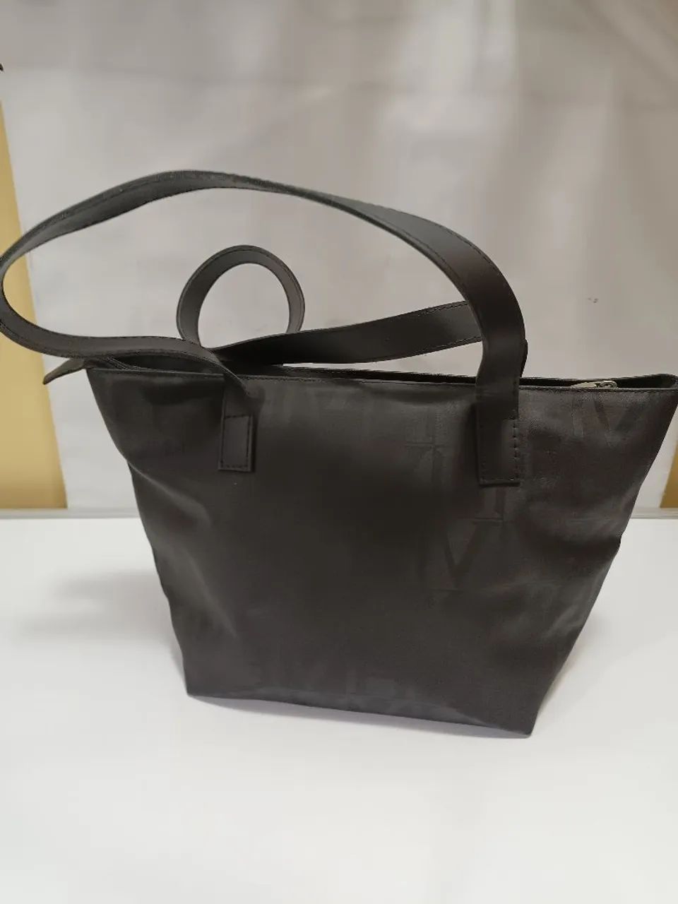 Bolsa preta Victor Hugo  - Foto 2