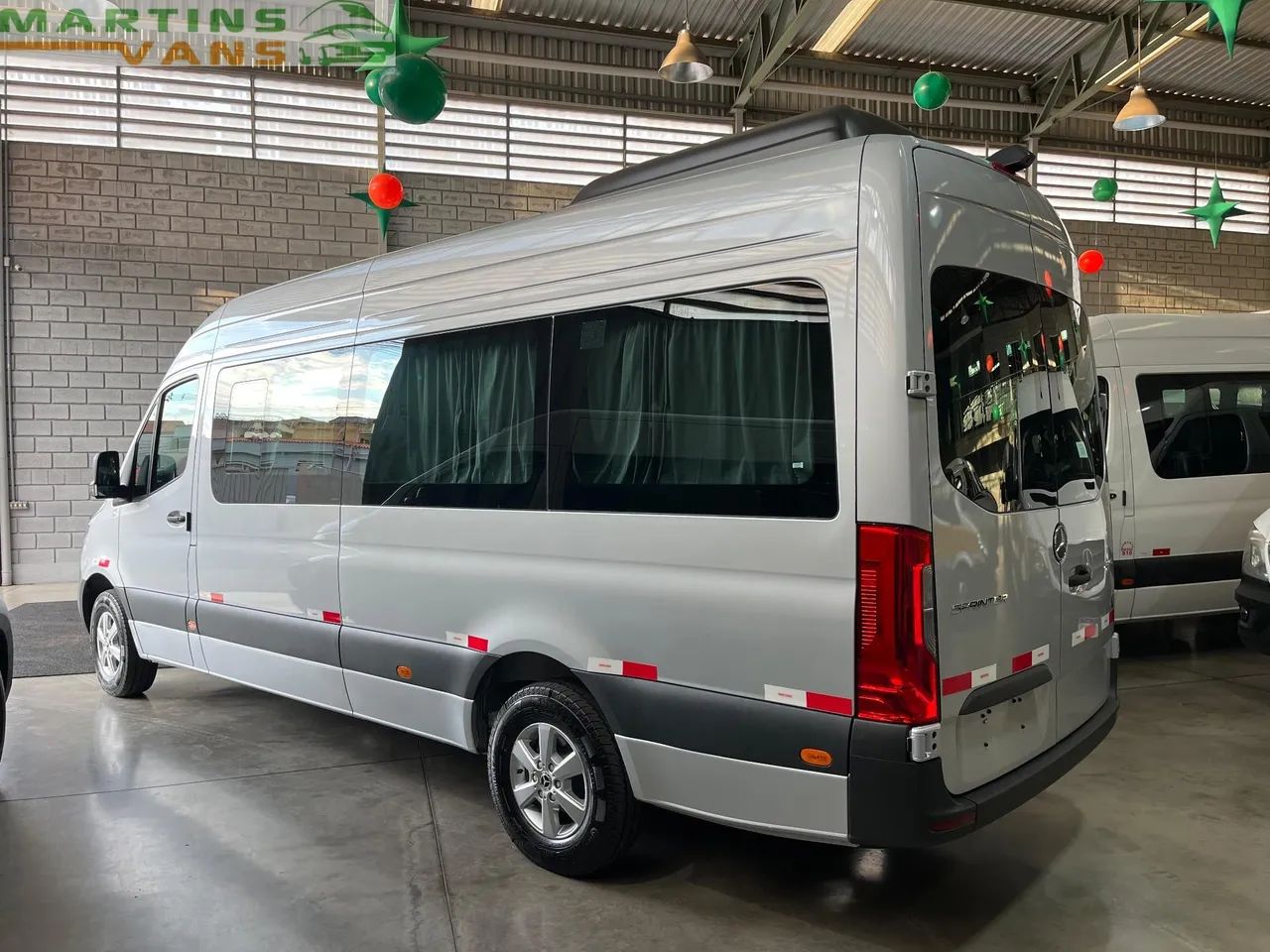 SPRINTER 417 2026 20 LUGARES ZERO KM BANCADA EXECUTIVA! PRATA 2025/2026 - Foto 3