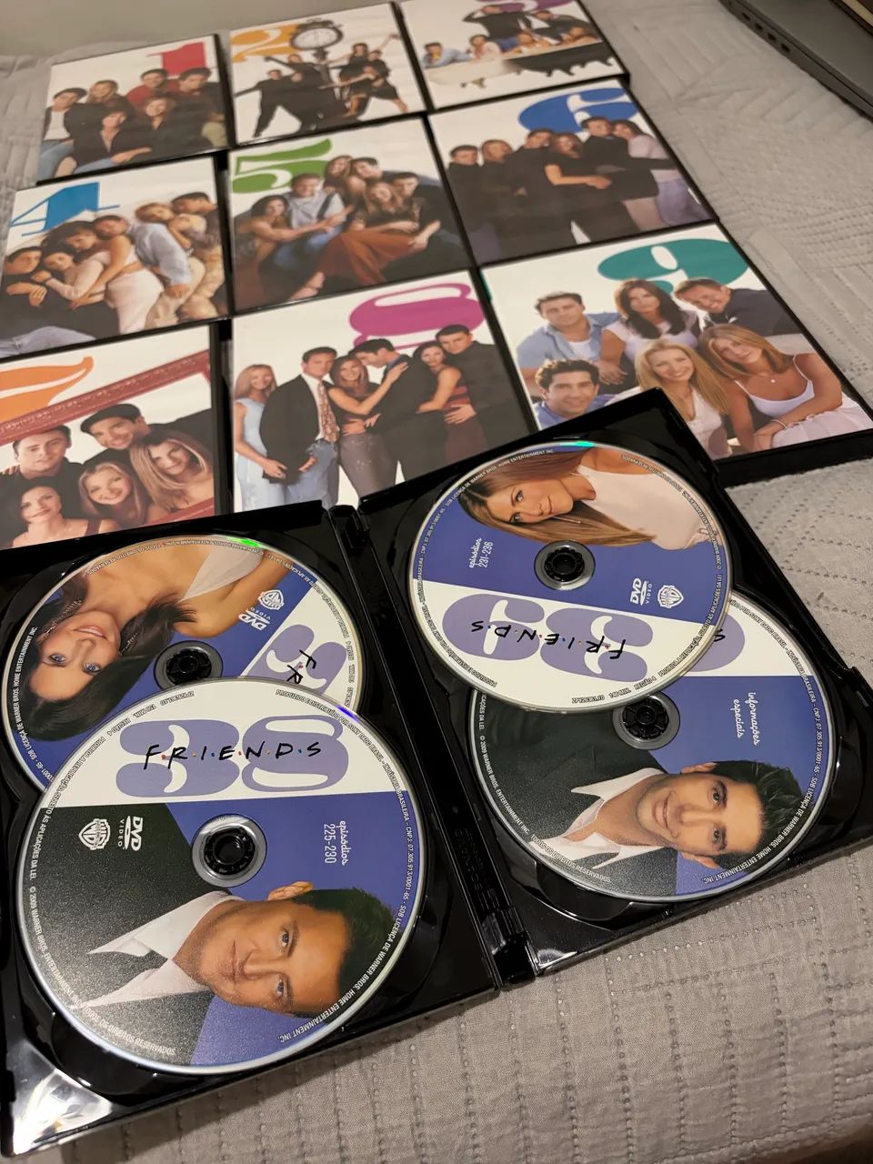 Box de DVD Friends - 10 temporadas - Foto 2