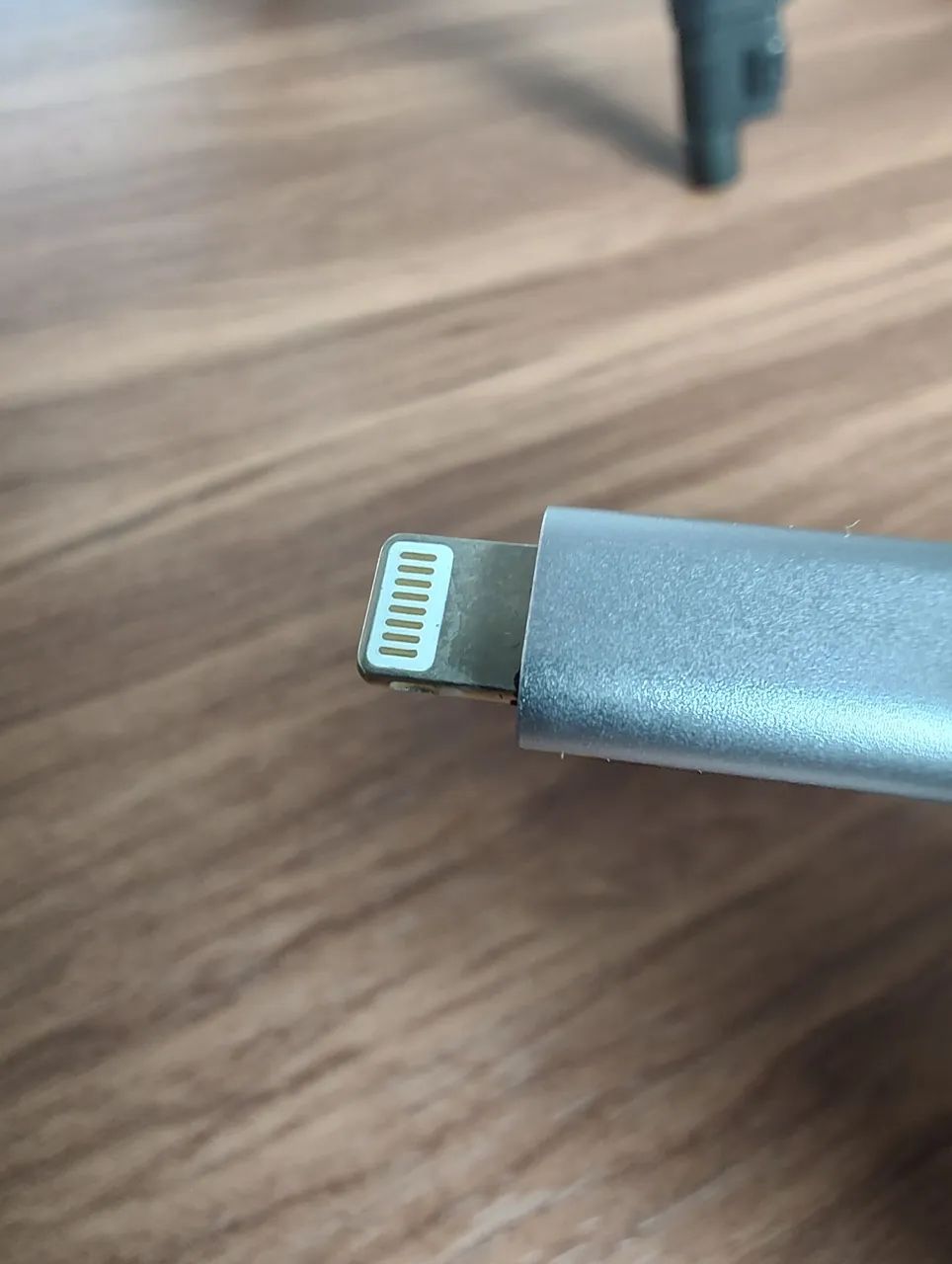 Adaptador Lightning para Fone P2 3,5 mm ? Compatível com iPhone - Foto 3