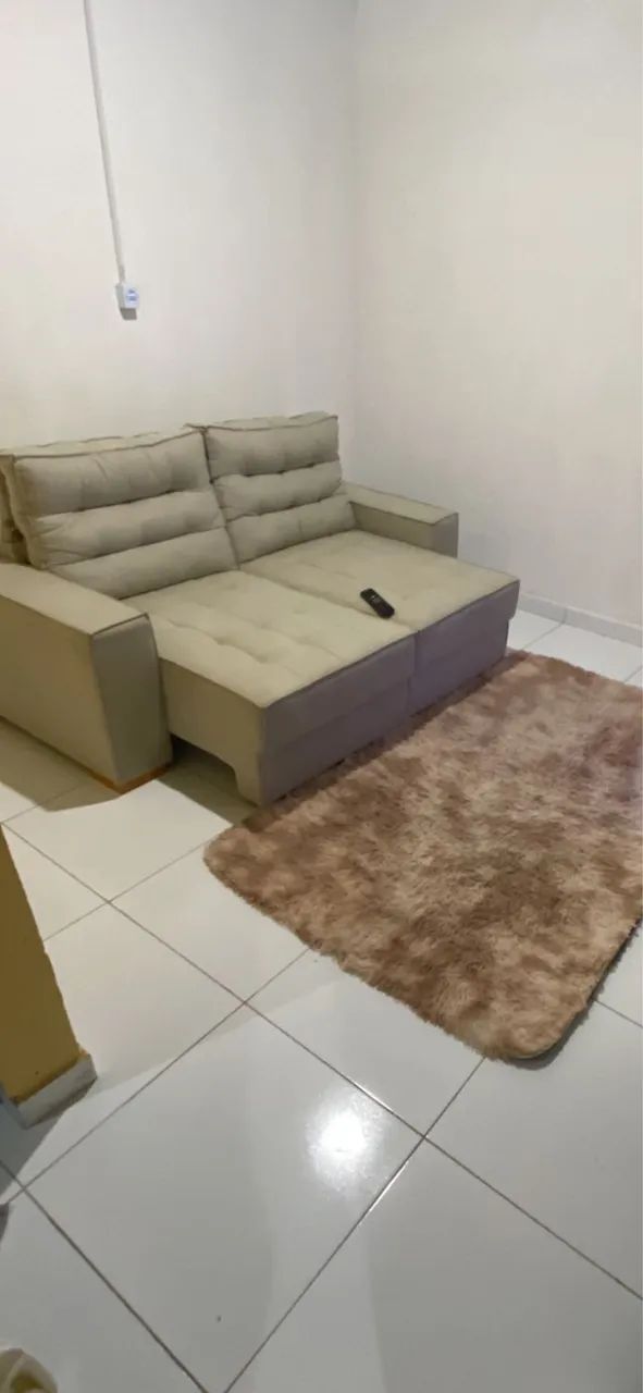 Sofá retrátil e reclinável