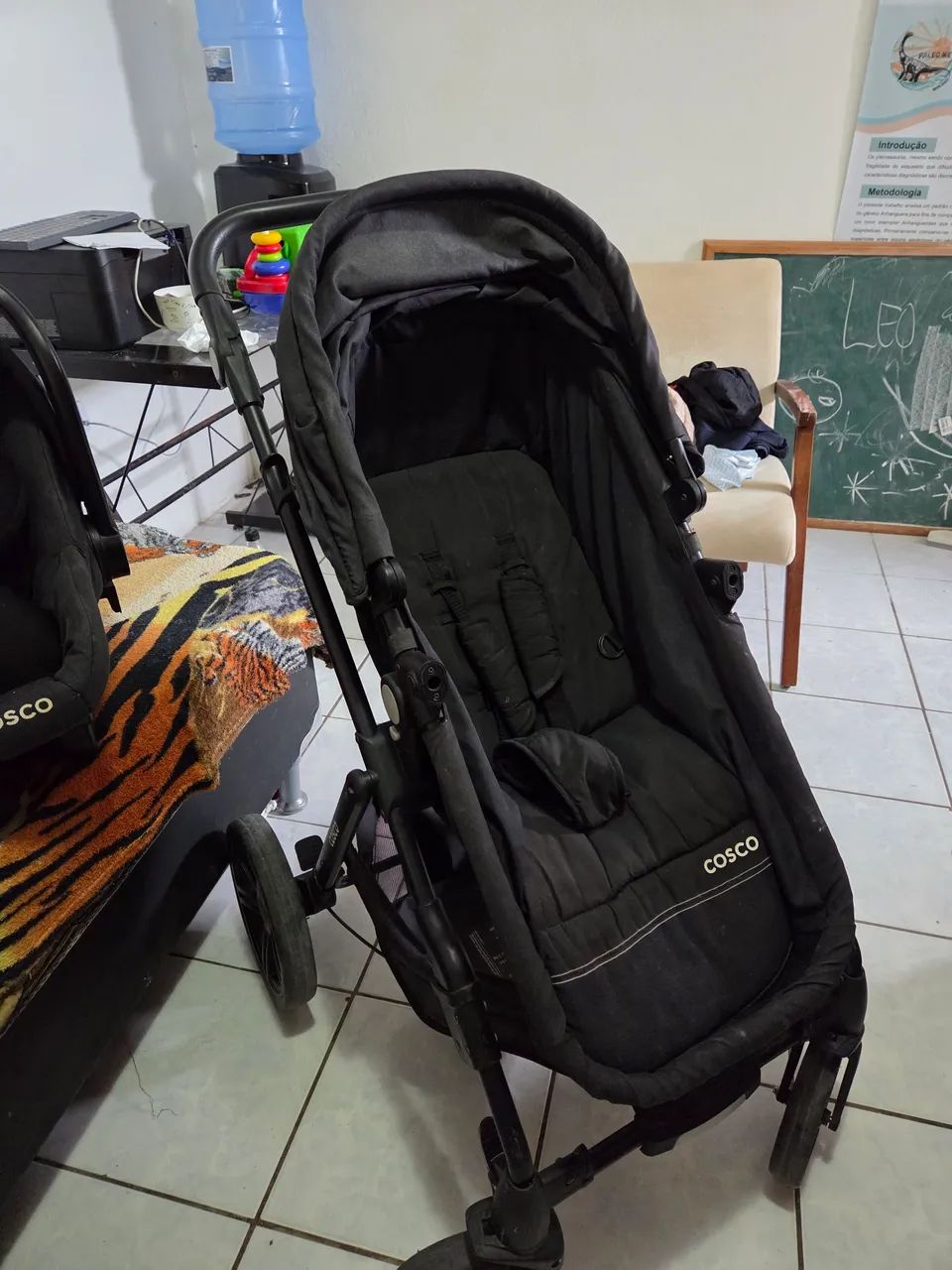3 em 1 - carrinho, bebe conforto e base fixadora - Foto 3