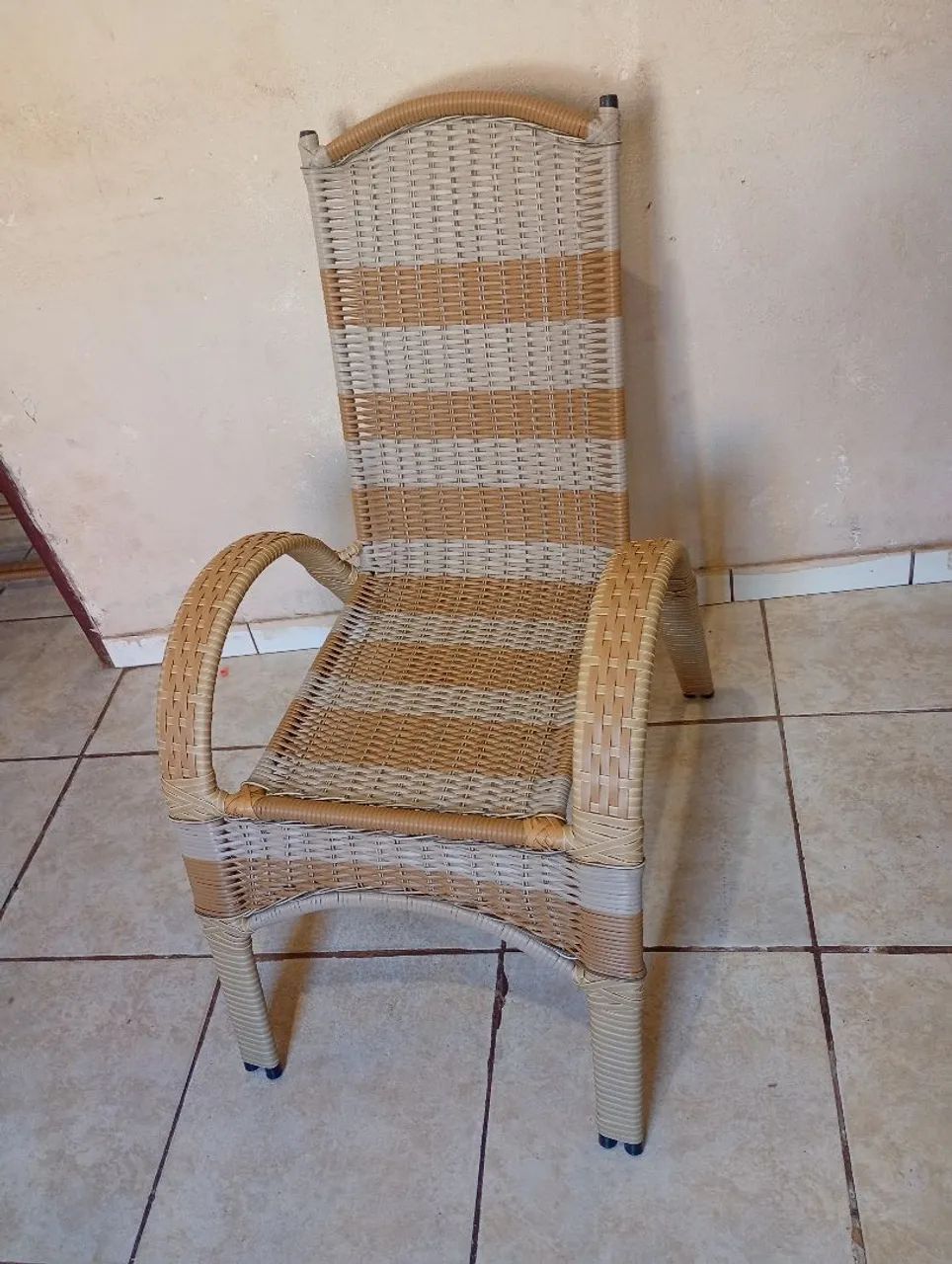 Vendo cadeira de varanda nova  - Foto 3