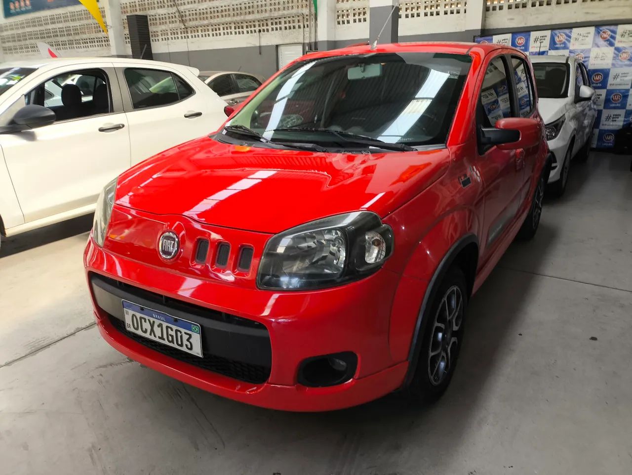 Fiat Uno Sporting 1.4 EVO Fire Flex 8V 4P 2012 - Foto 3