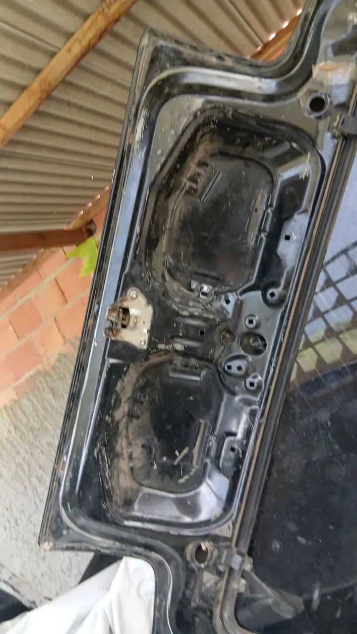 Tampa traseira UNO FIRE 2010 - Foto 3