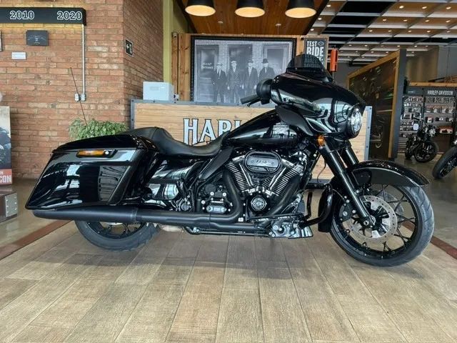 STREET GLIDER 2023