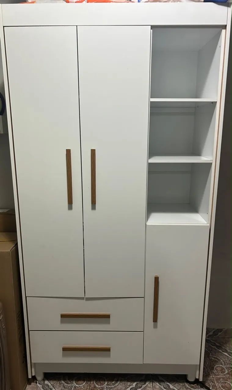Guarda roupa infantil 