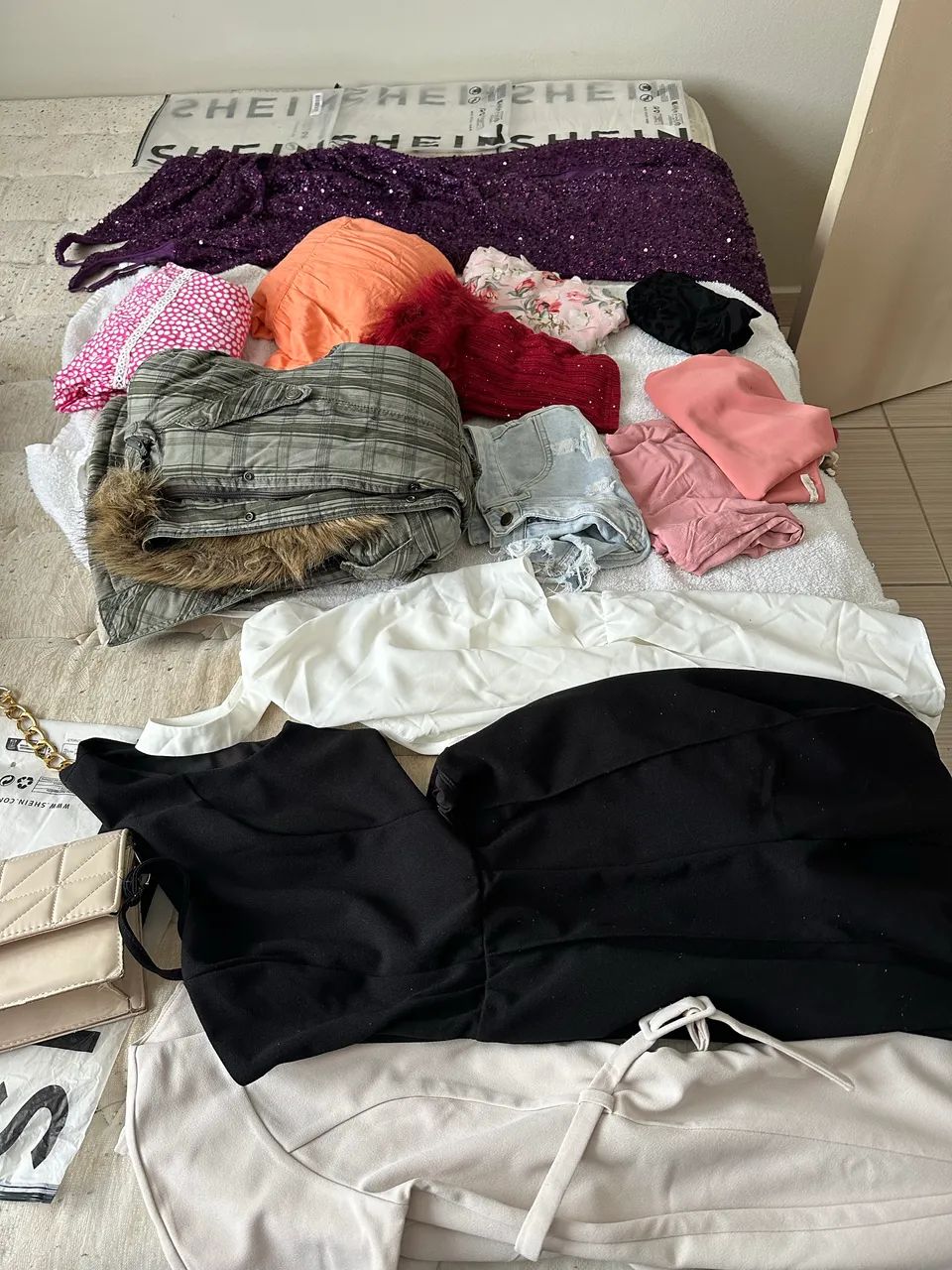 Lote roupas femininas 