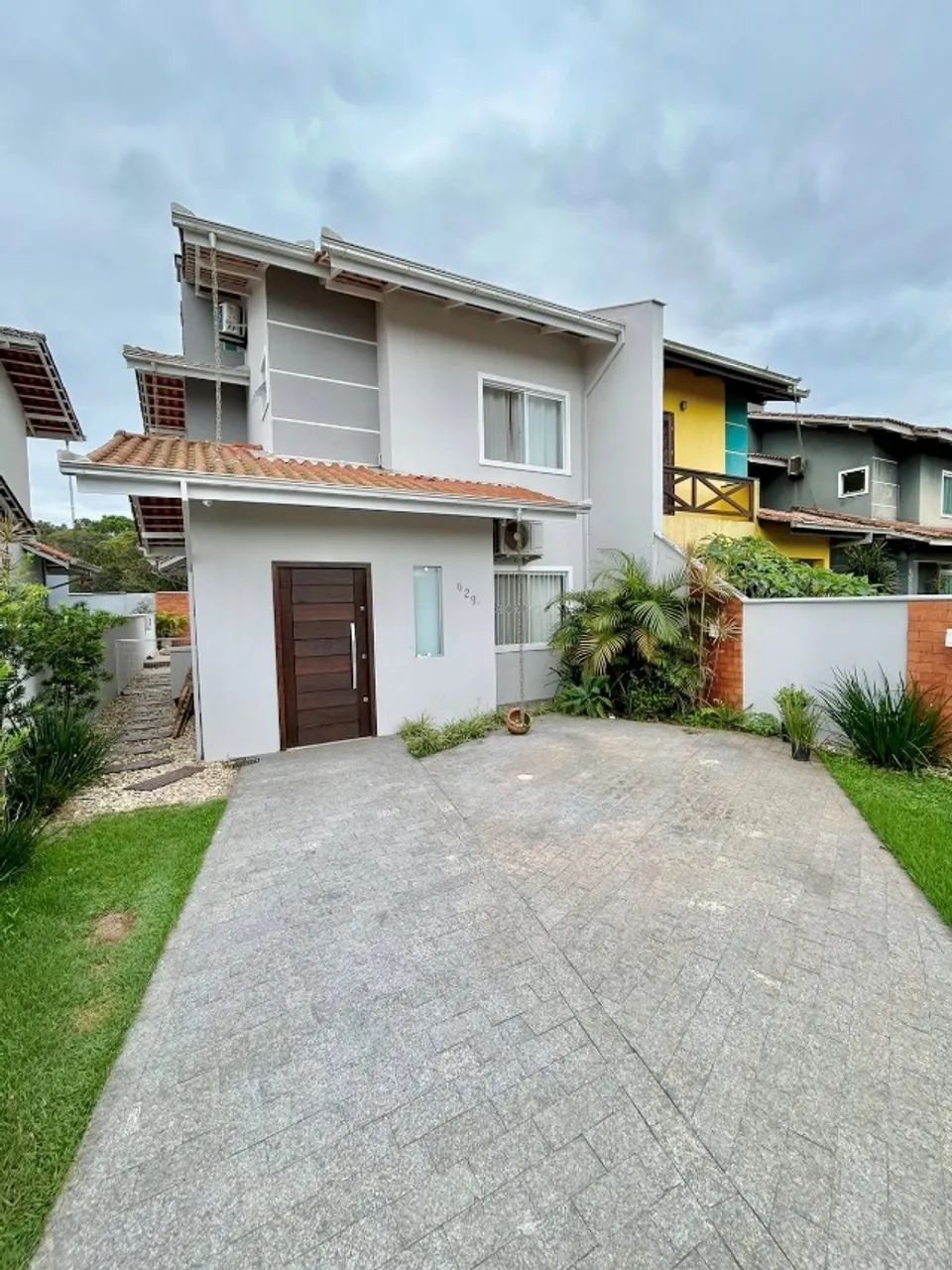 Foto - Joinville - Espinheiros