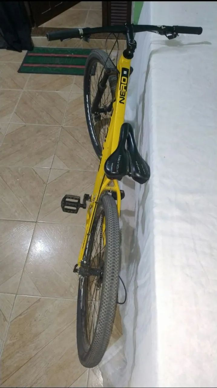 Vendo Bicicleta excelente completa  - Foto 2