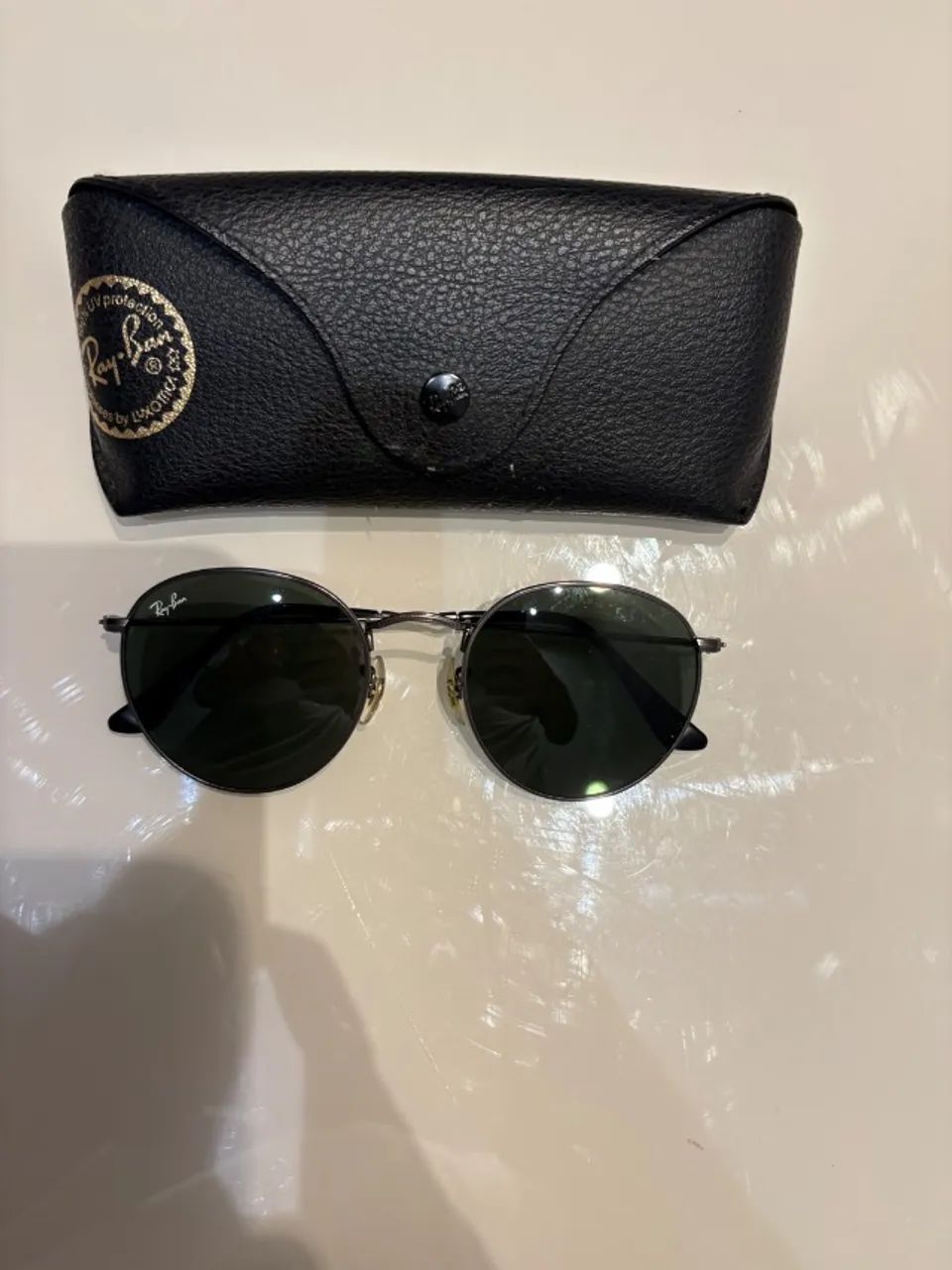 Óculos ray ban em perfeito estado 