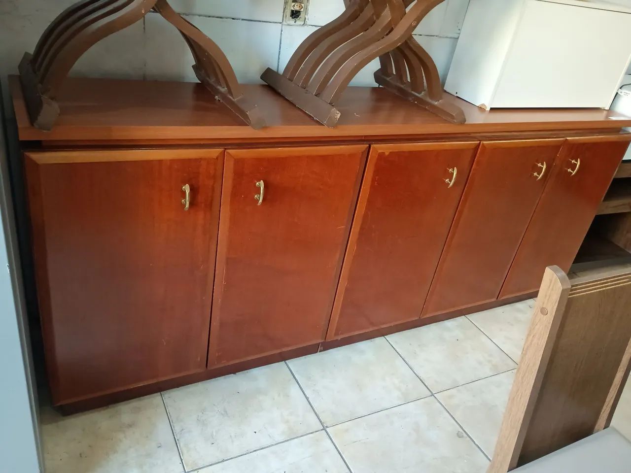 Buffet em madeira 
