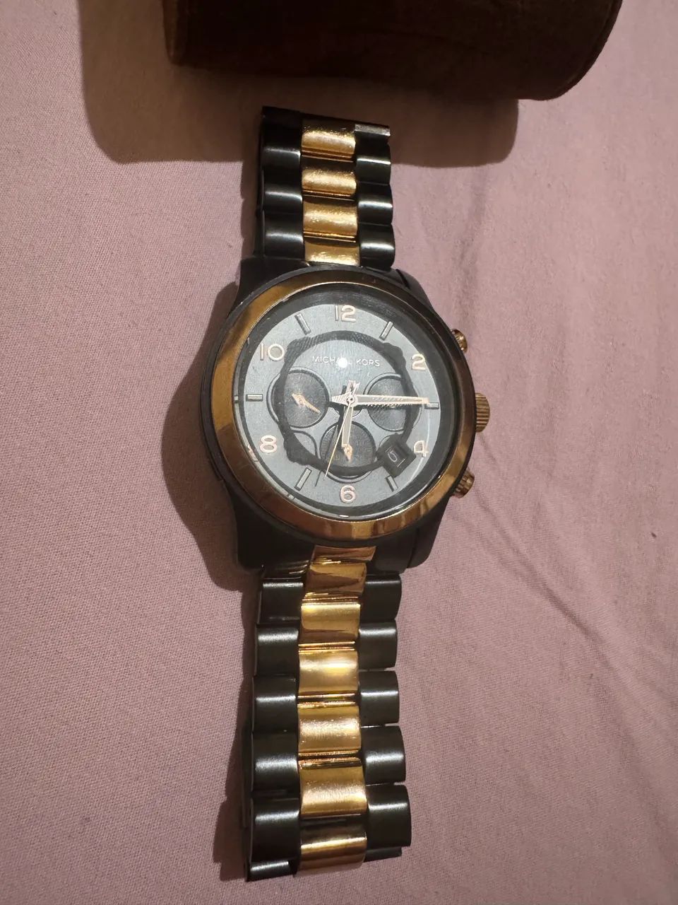 Relógio Michael Kors original preto/dourado modelo MK-8189