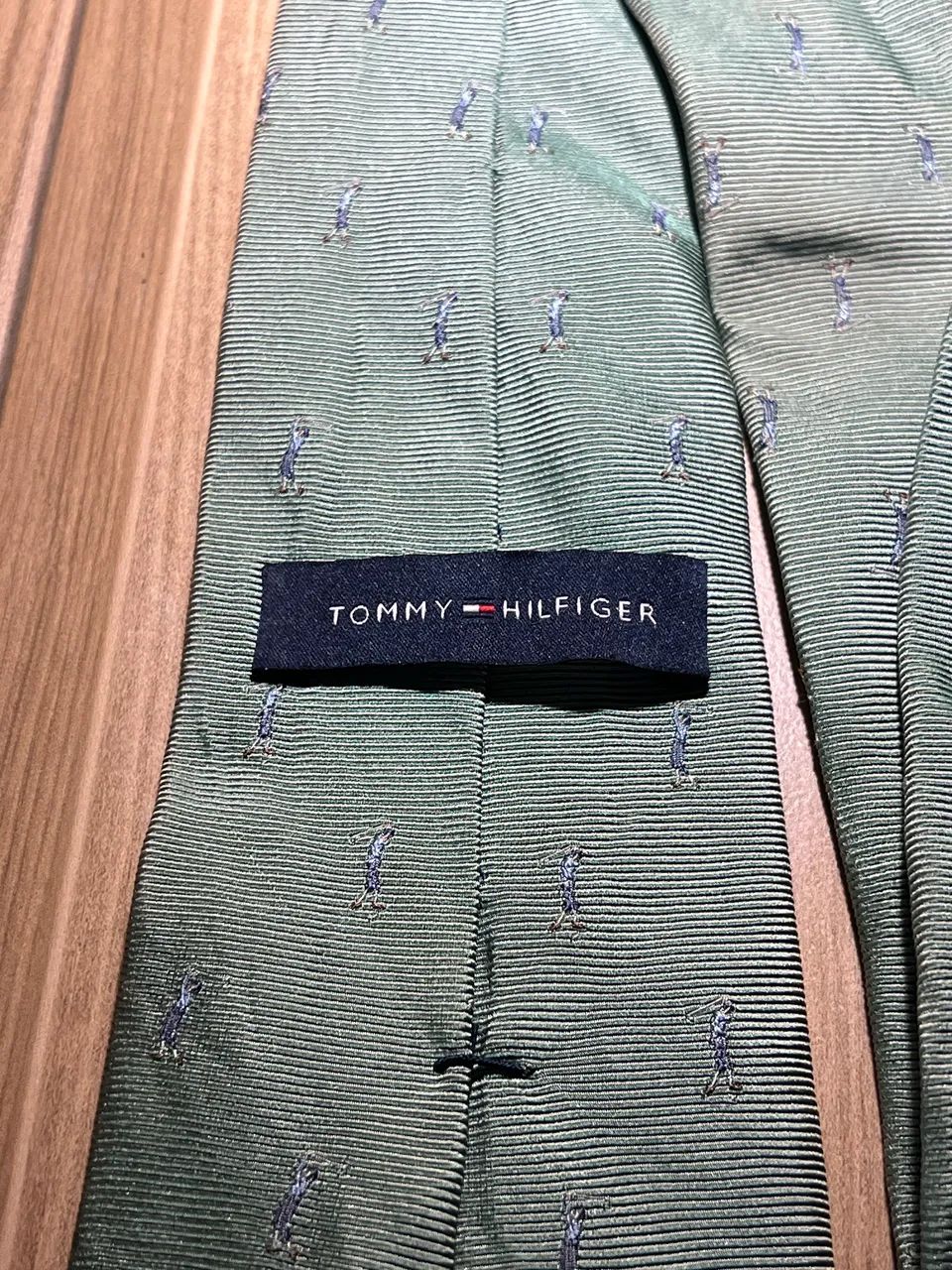 Gravata Tommy Hilfiger rara 100% seda  verde oliva  - Foto 4