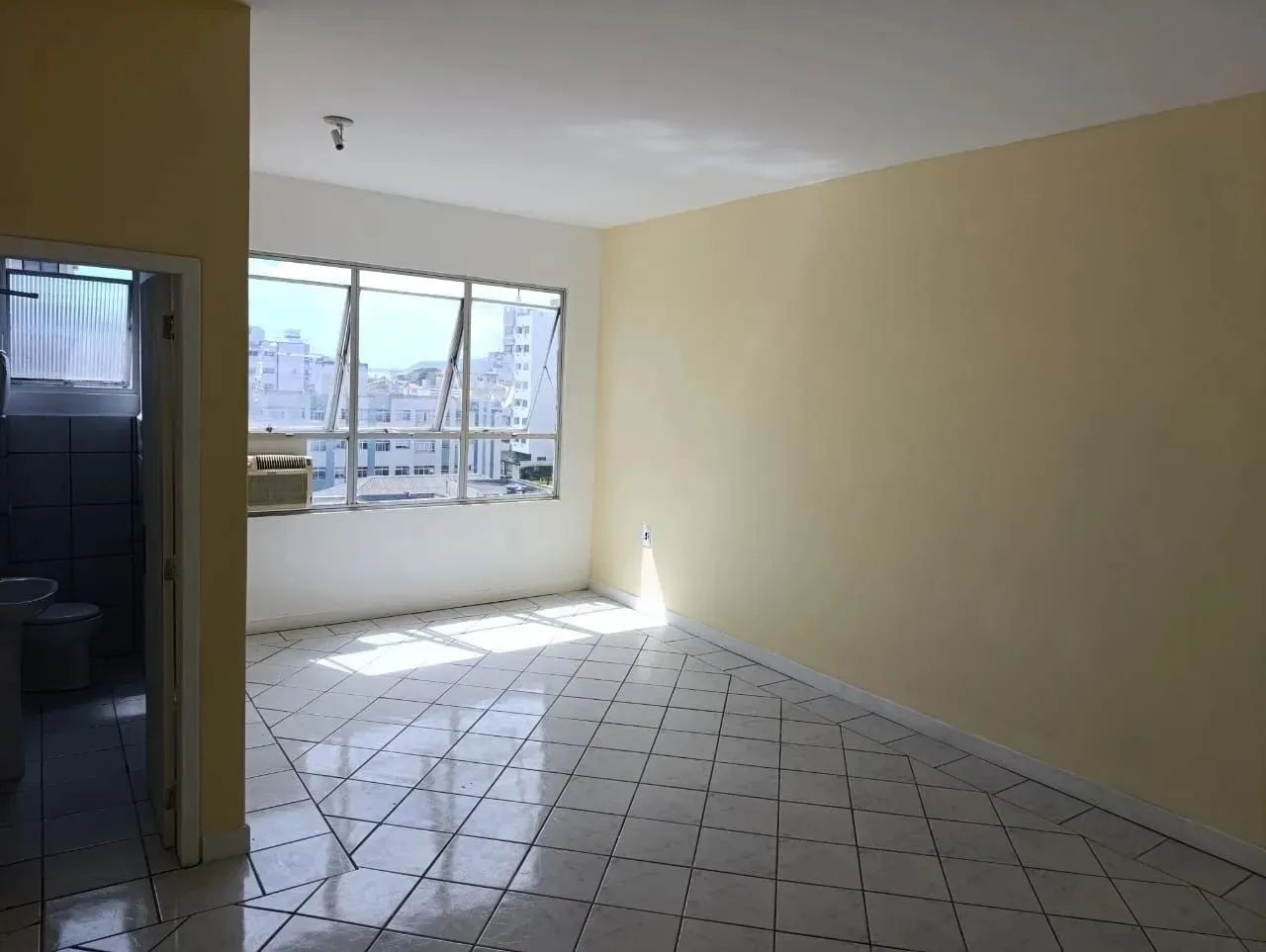 Sala Comercial para alugar em Florianópolis. - Foto 3