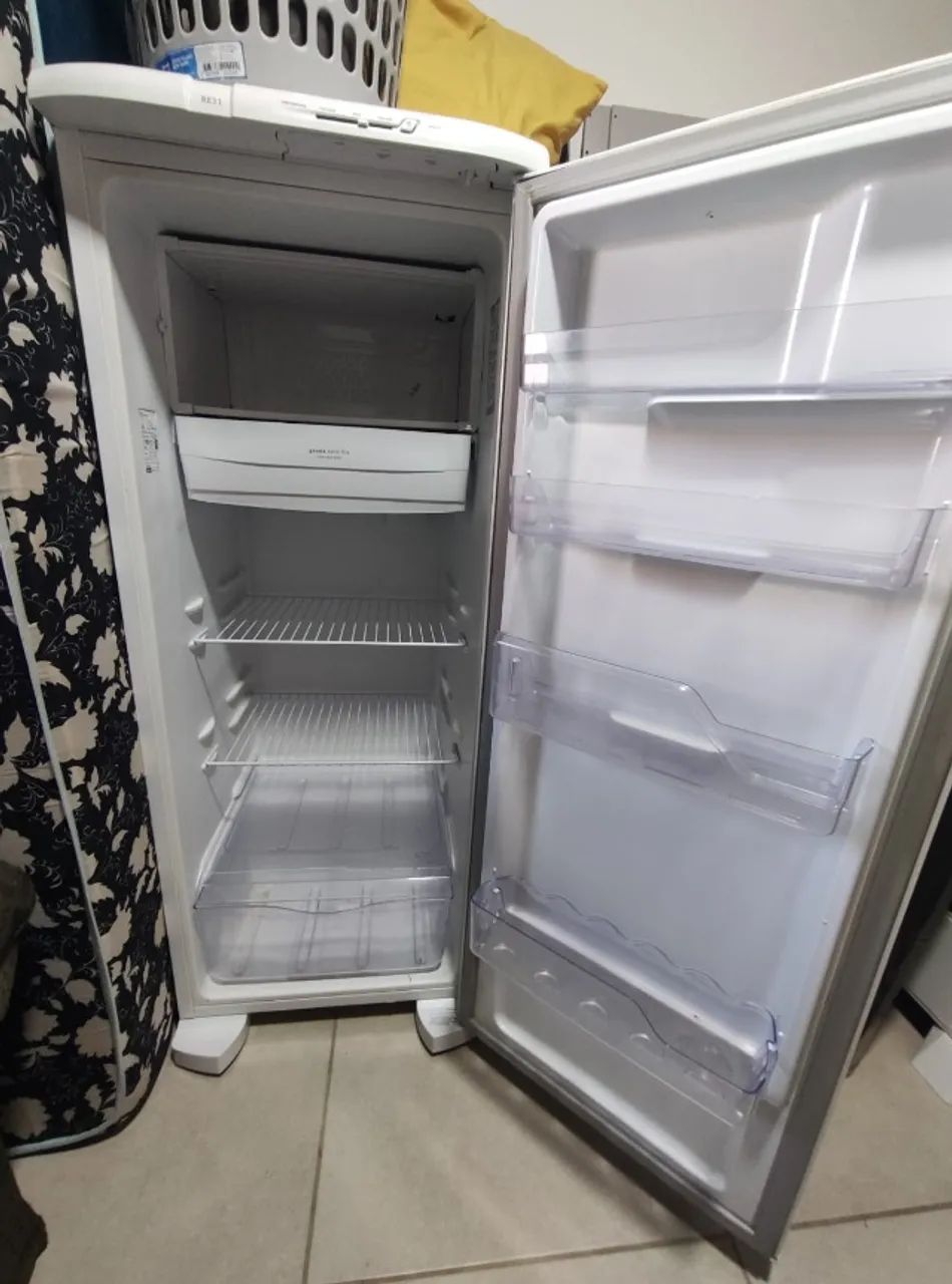 Geladeira RE31 Electrolux - Foto 4