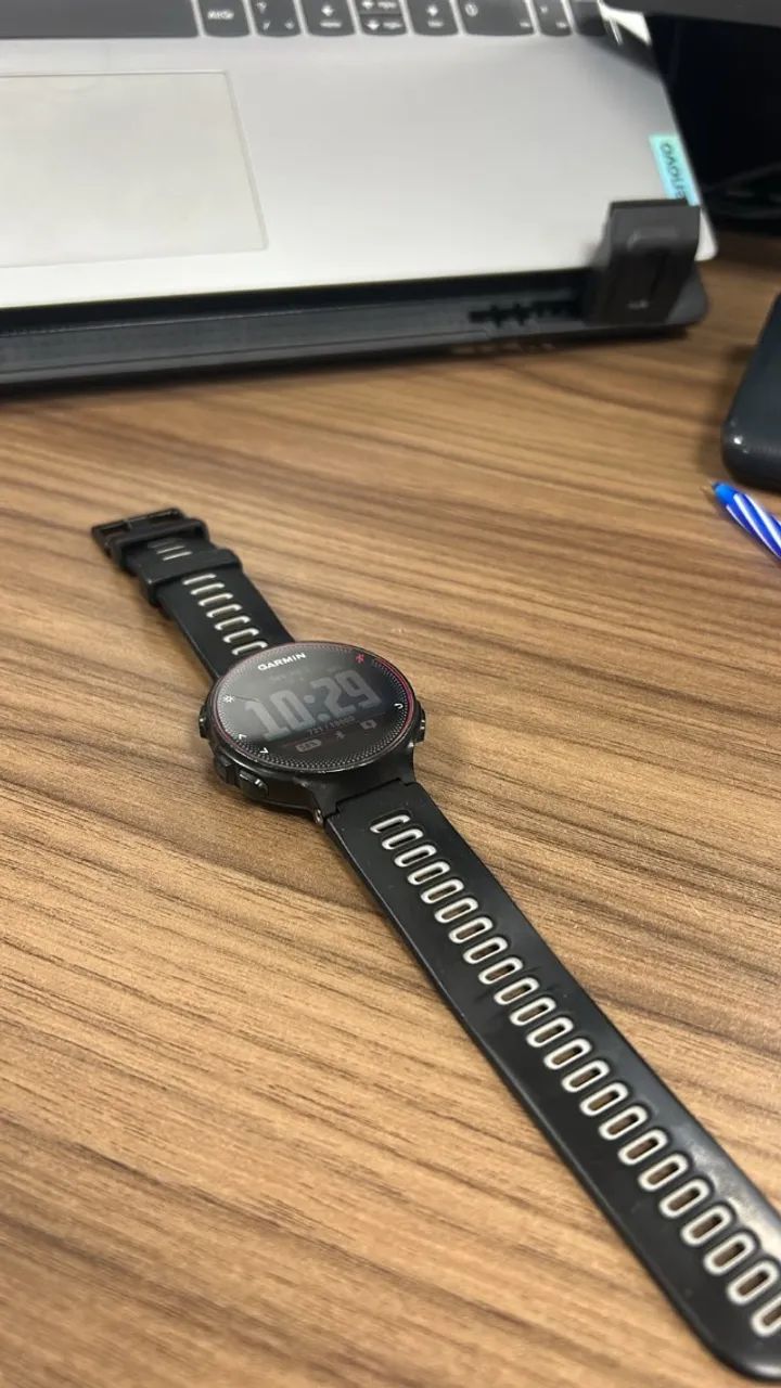 Relógio Garmin forerunner 235