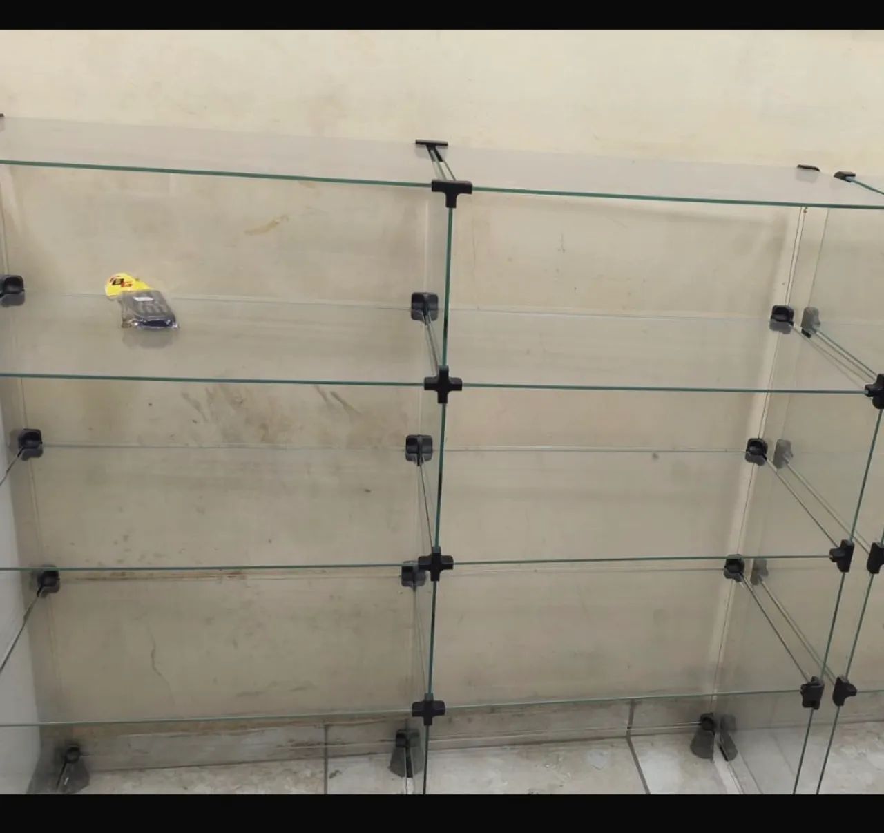 Balcão vitrine de vidro 