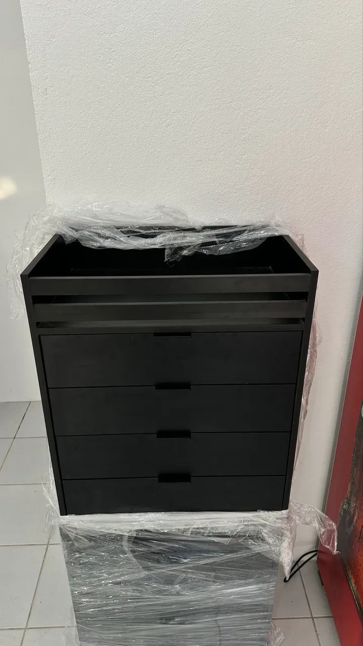Bancada nova com 4 gavetas 