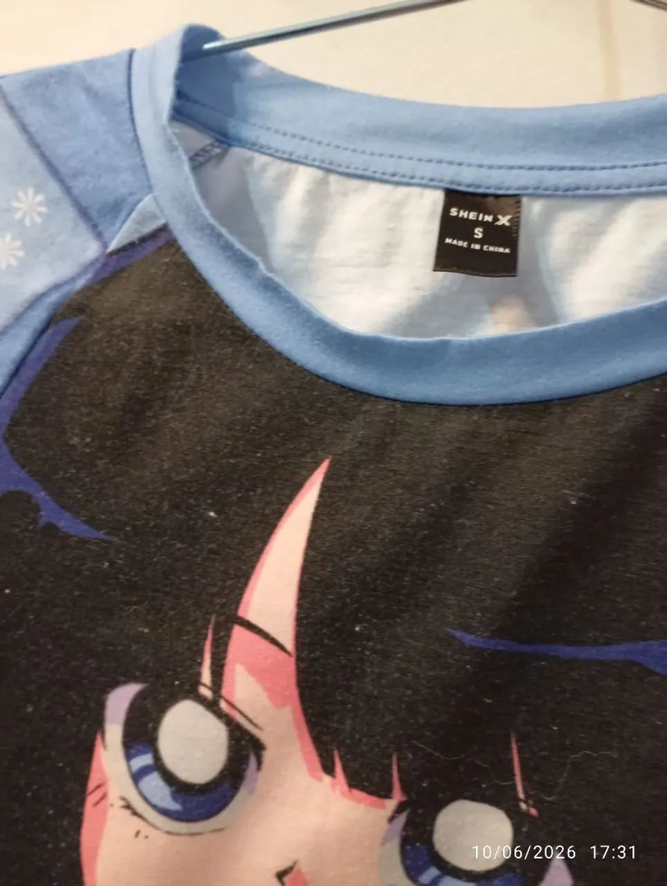 Cropped blusa de anime shein - Foto 2