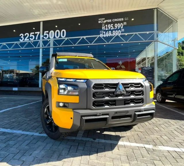 Mitsubishi Triton 2027