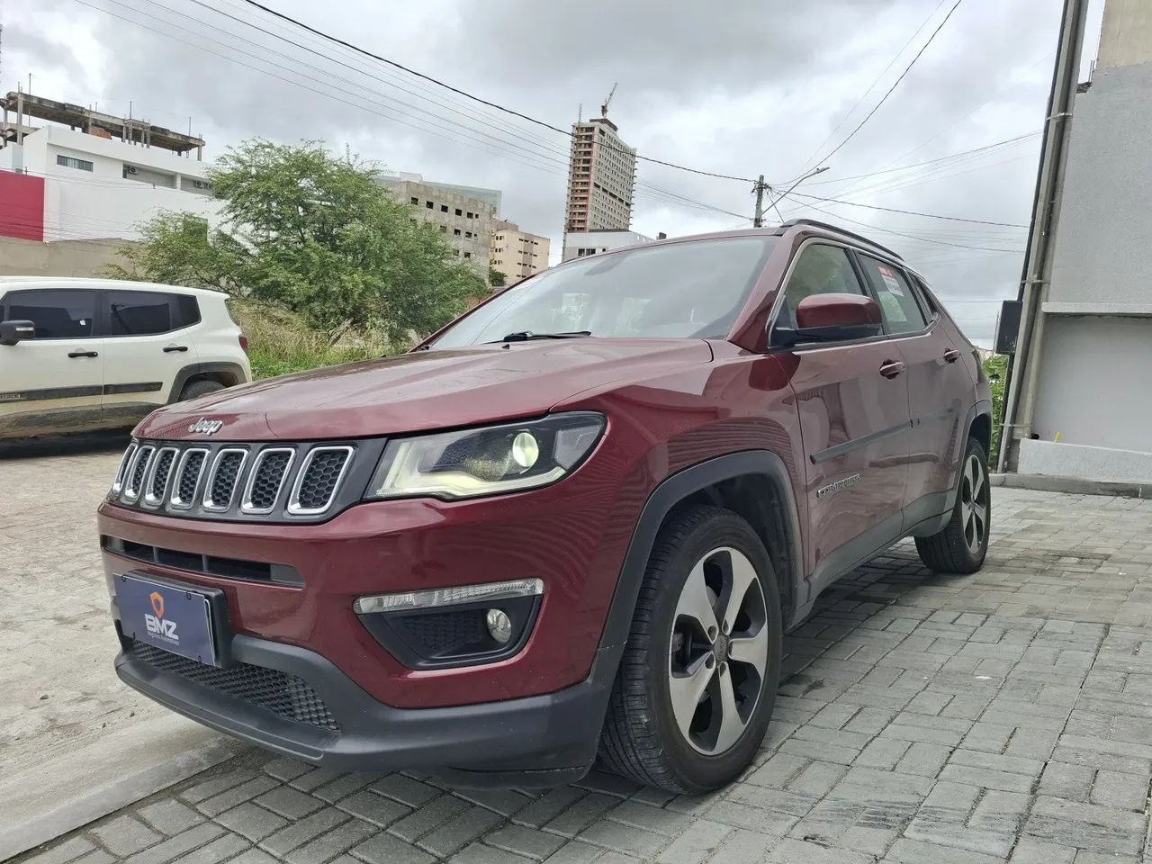 Jeep Compass 2.0 16V FLEX LONGITUDE AUTOMÁTICO 2018