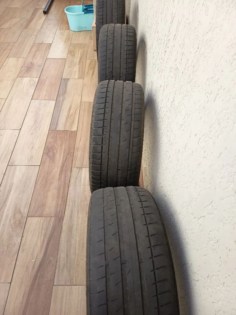 Pneu Continental extreme 215/50/17 - Foto 6