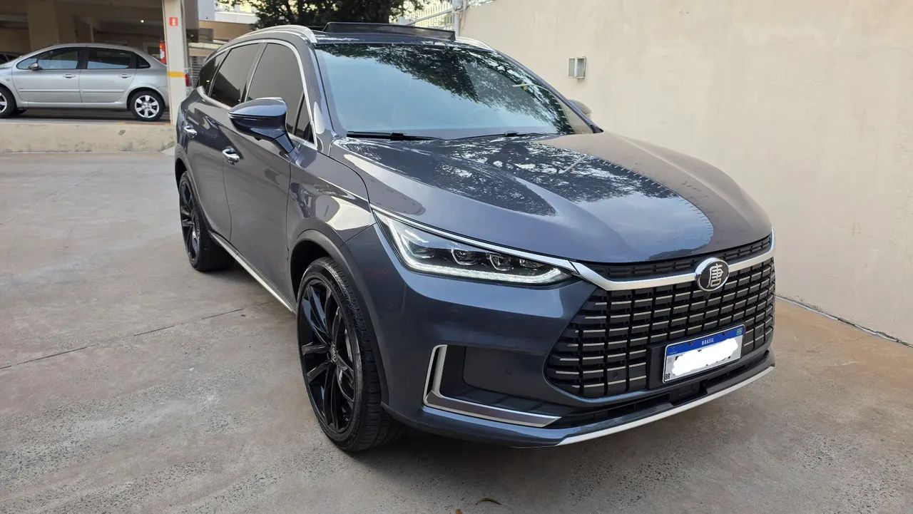 BYD Tan EV 4X4 (elétrico) 2023