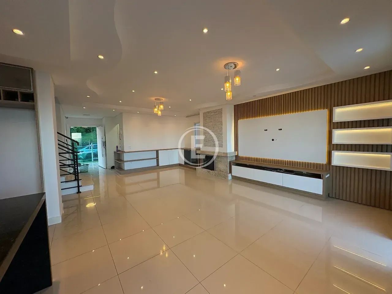 Casa 4 dormitórios (3 suítes) - Pedra Branca - Foto 4