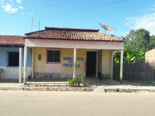 Vendo uma casa