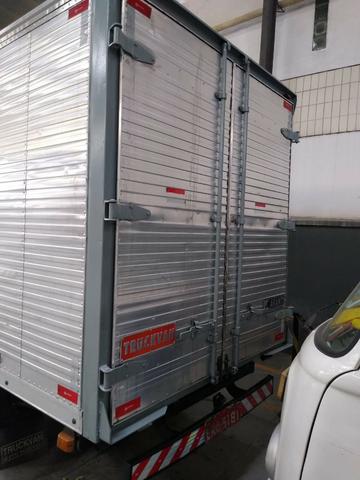 Kia Bongo UK2500 2015 - Diesel c/ Baú - Foto 2