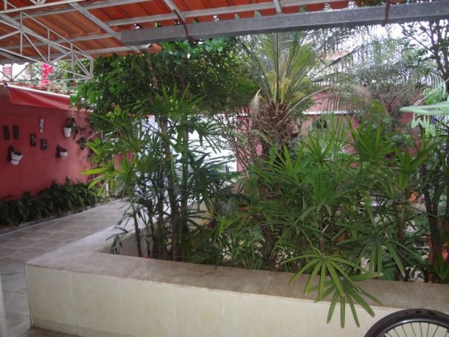 QN 7A - Ótima casa 2 quartos, reformada, excelente localização! - Foto 5