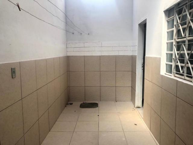 QN 15 A - Casa 3 quartos, próximo a avenida principal - Foto 17
