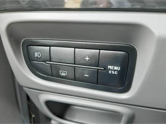 Fiat Grand Siena Essence 1.6 - Foto 4