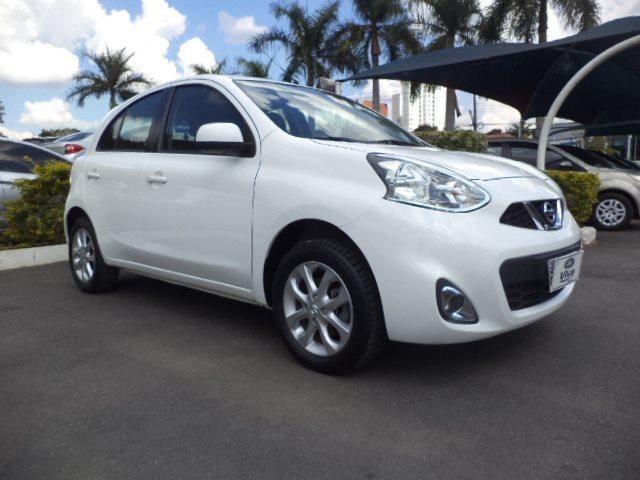 NISSAN MARCH 2016/2017 1.0 SV 12V FLEX 4P MANUAL - Foto 2