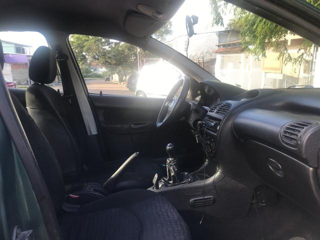 Troco Peugeot 206 4p 2001 - Foto 4