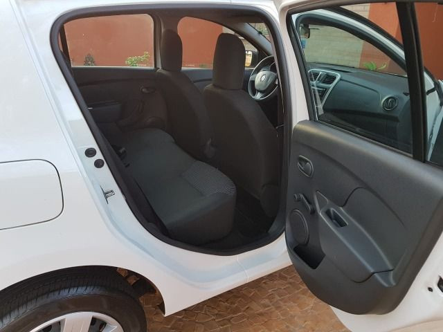 Sandero 1.0 Authentique 12v Flex 4P Manual - Foto 4