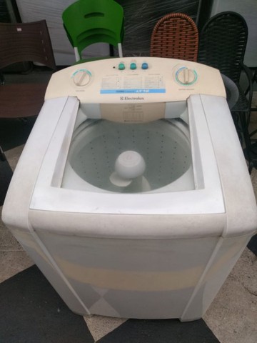 Máquina de lavar roupas Eletrolux 12kg