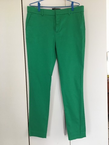 lindíssima calça verde bandeira nunca usada!