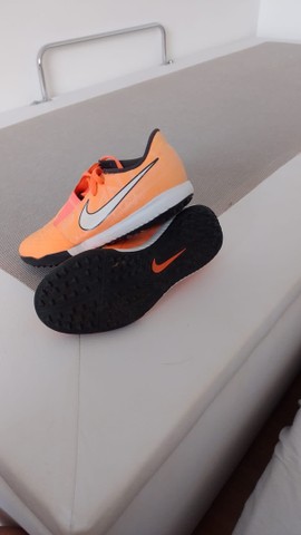chuteira society nike phantom venom academy tf