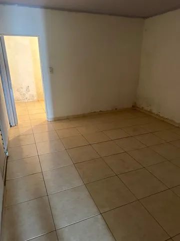 Casa de 4 cômodos mais salão comercial - Foto 3