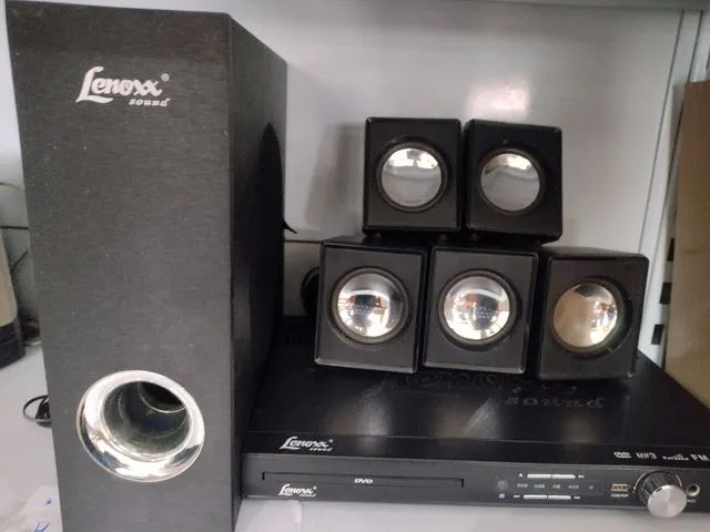 Karaoke, MP3, rádio, DVD, USB 