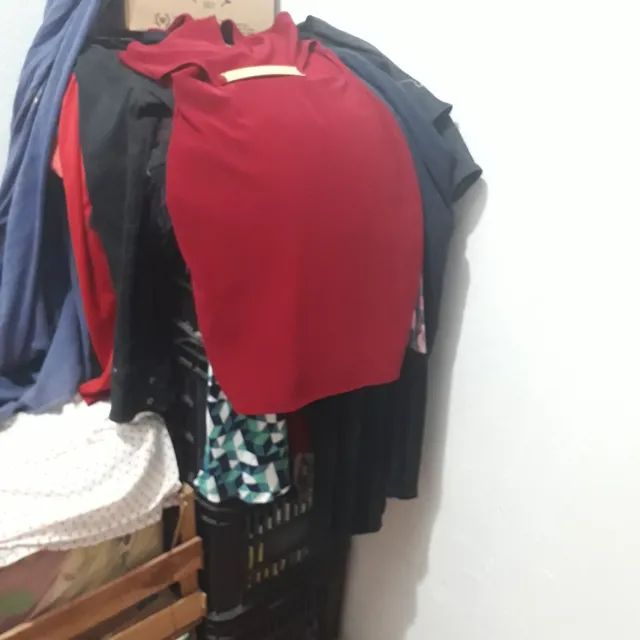 Roupas para brechó. 
