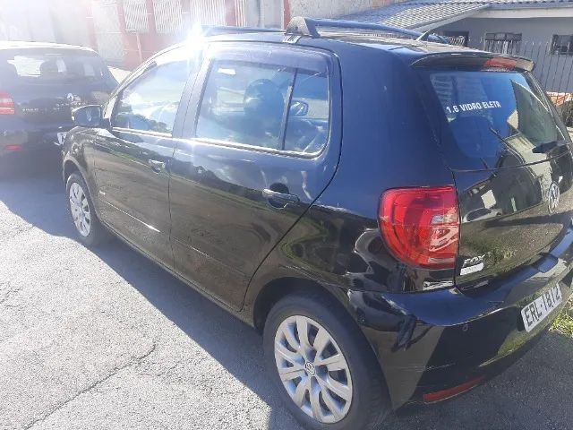 Fox 2013, baixo Km, com detalhes a fazer * Abaixo da fipe * Oportunidade *        * - Foto 2