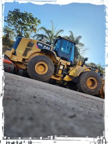 Pá Carregadeira Cagterpillar 966L | Ano 2019