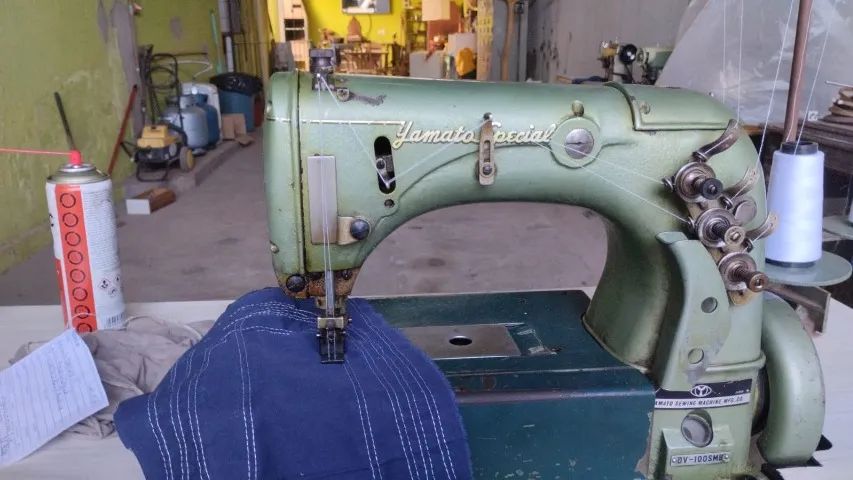 2 Máquinas de Costura Super Conservadas Venda Separada Revisadas Tudo Ok - Foto 2